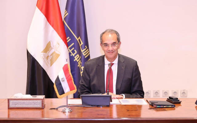 وزير الاتصالات: ضخ ملياري دولار استثمارات لزيادة سرعة الإنترنت الثابت في مصر