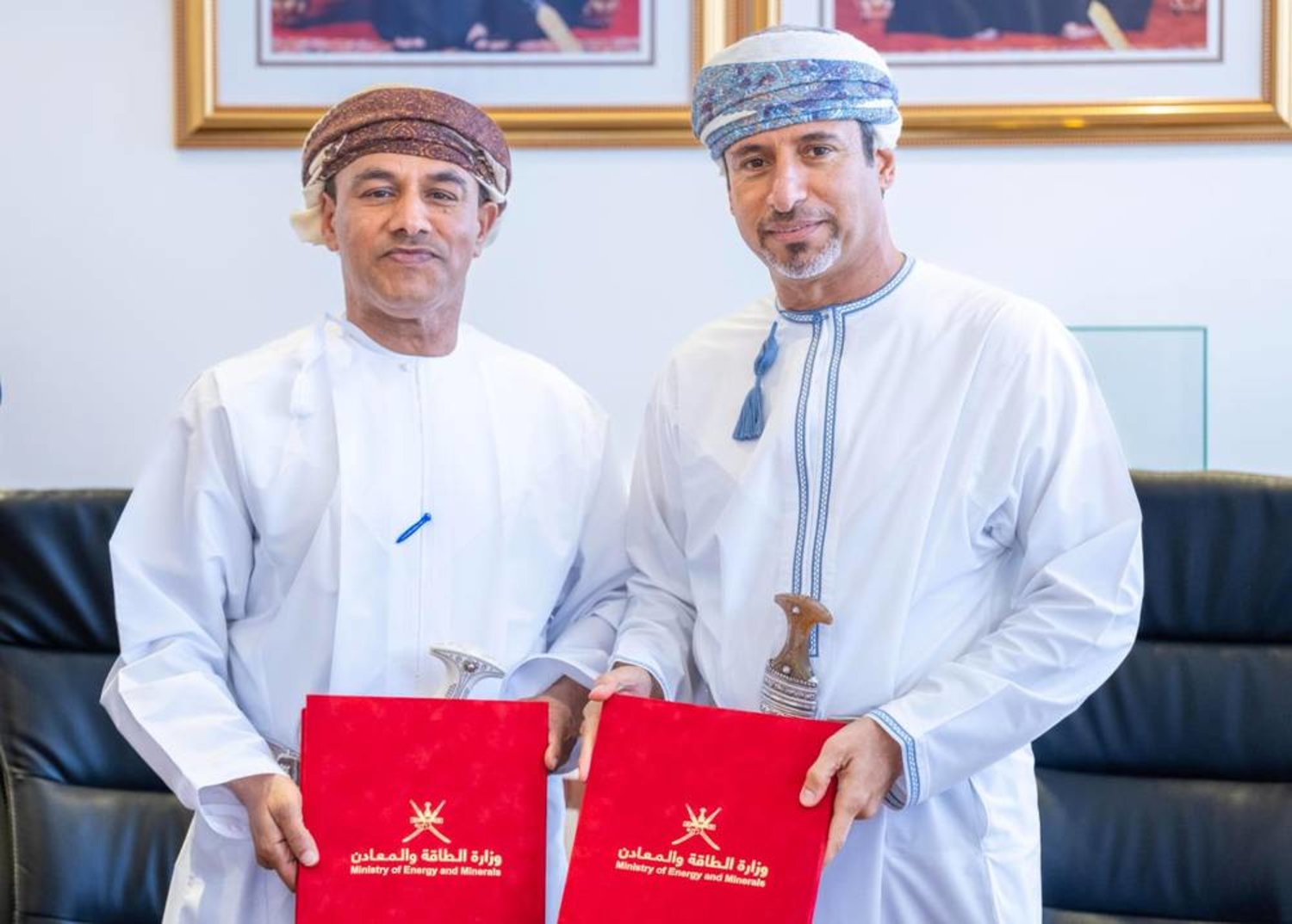 «الطاقة العمانية» توقّع اتفاقية للتنقيب عن خام «البوتاش»